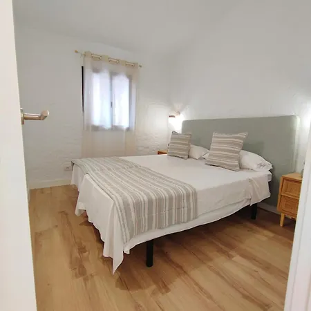 아파트 Con Jardin Privado Junto Al Yumbo
