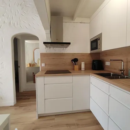 アパート Con Jardin Privado Junto Al Yumbo