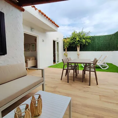 Con Jardin Privado Junto Al Yumbo プラヤ・デル・イングレス