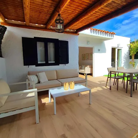 アパート Con Jardin Privado Junto Al Yumbo