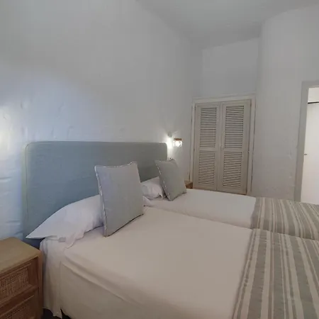 Con Jardin Privado Junto Al Yumbo * プラヤ・デル・イングレス