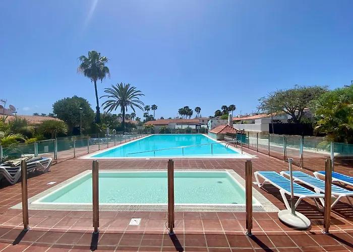 Con Jardin Privado Junto Al Yumbo * بلايا ديل إنغلز