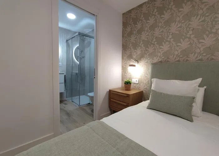 Con Jardin Privado Junto Al Yumbo شقة