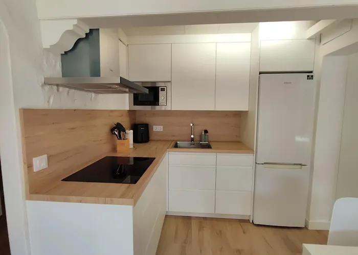 Con Jardin Privado Junto Al Yumbo *