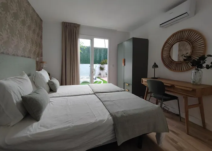 شقة Con Jardin Privado Junto Al Yumbo بلايا ديل إنغلز