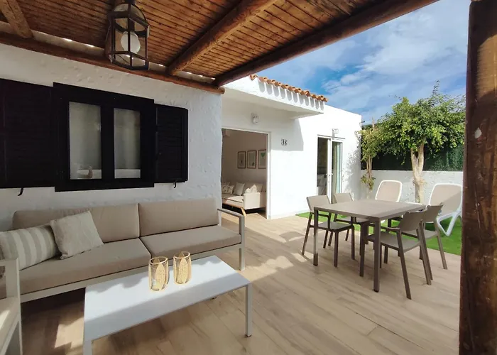 Con Jardin Privado Junto Al Yumbo * بلايا ديل إنغلز