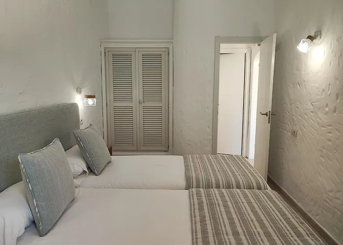 Con Jardin Privado Junto Al Yumbo شقة *